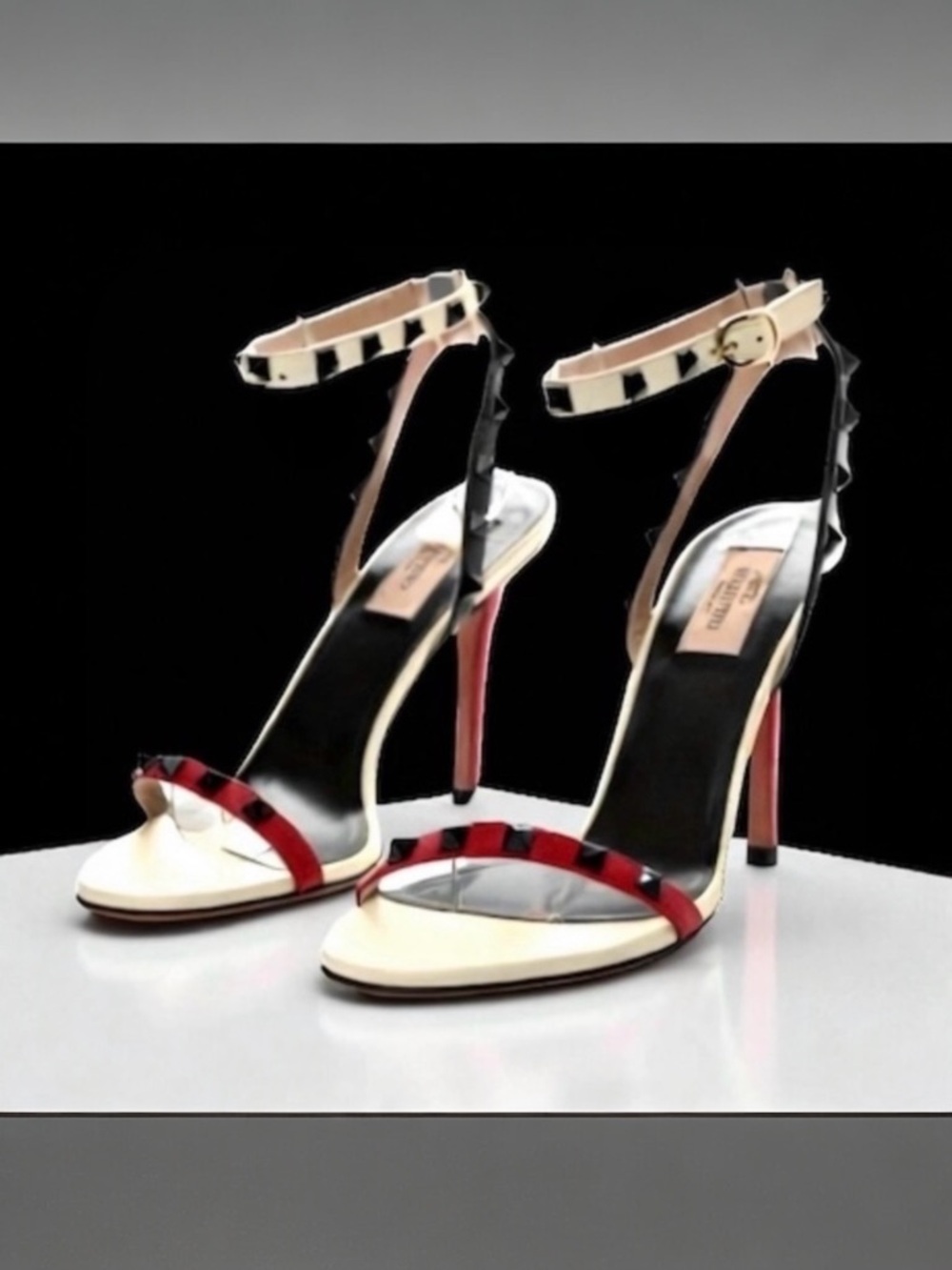 Valentino Garavani Rockstud Ankle Strap Heels 39